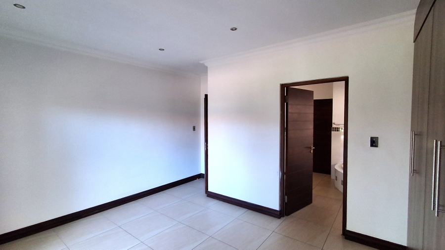5 Bedroom Property for Sale in Pecanwood Estate North West